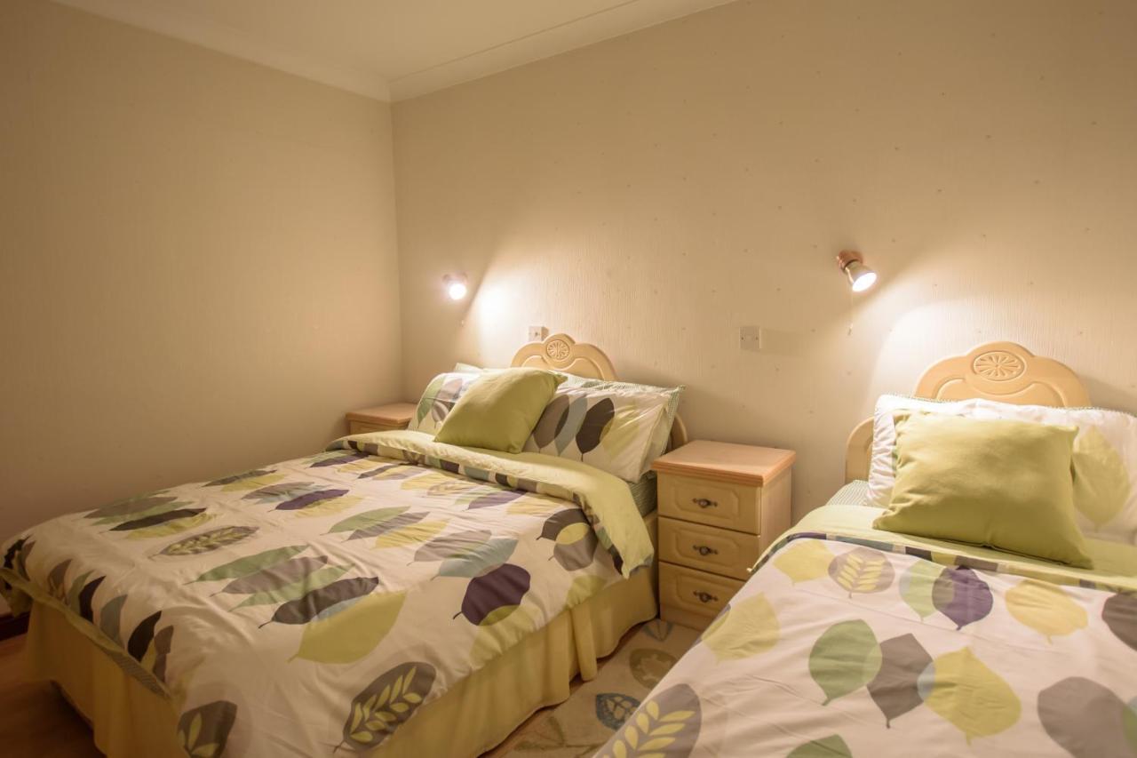 Rossgier Inn Lifford Экстерьер фото